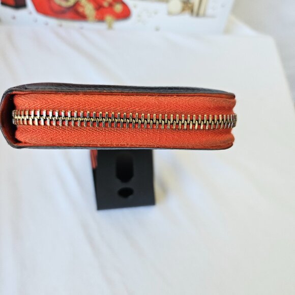 Gucci Ultra Rare Soho Zippy Wallet CUSTOM DYED - Picture 6 of 10